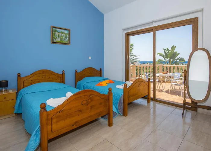 Ambrosia In Coral Bay * Pegeia