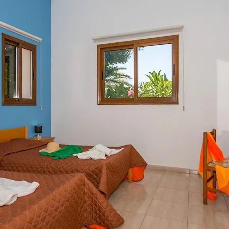 Villa Ambrosia In Coral Bay Peyia
