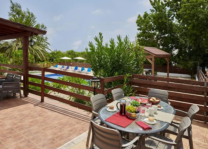 Ambrosia In Coral Bay Villa Peyia